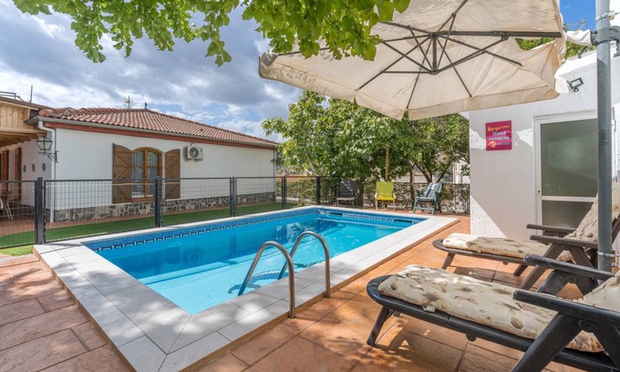 Cenes de la Vega House | 160 m² House ∙ 4 bedrooms ∙ 10 guests