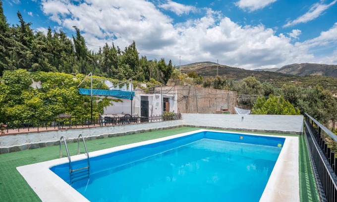 Lanjaron House | 180 m² House ∙ 4 bedrooms ∙ 15 guests
