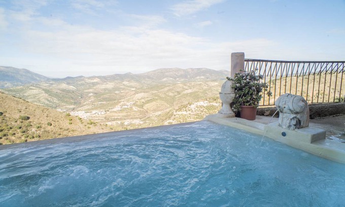 Algarinejo Villa | 190 m² Villa ∙ 4 bedrooms ∙ 8 guests