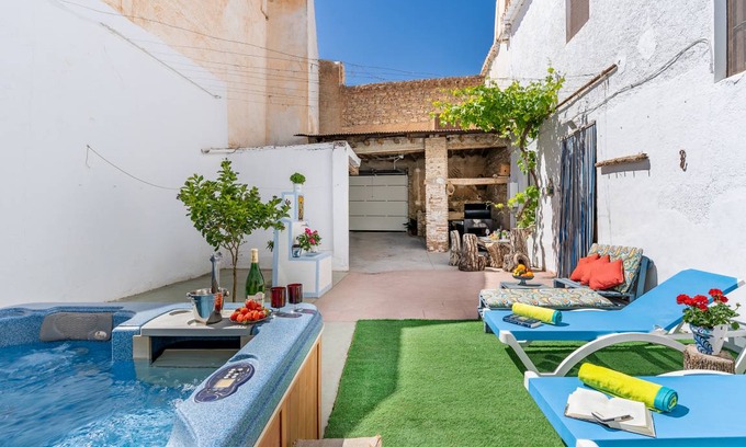 Padul House | 200 m² House ∙ 2 bedrooms ∙ 6 guests