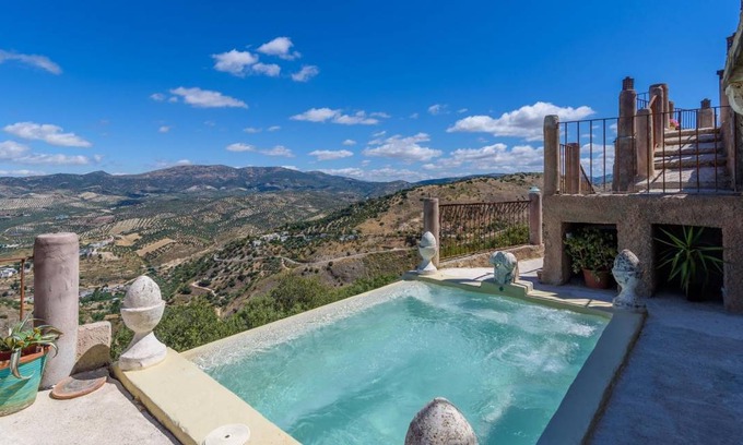 Algarinejo House | 250 m² House ∙ 4 bedrooms ∙ 8 guests