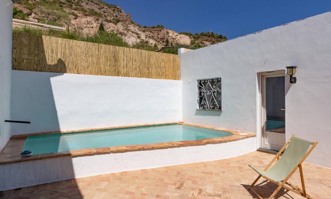 Niguelas Cottage | 296 m² Cabin ∙ 2 bedrooms ∙ 4 guests
