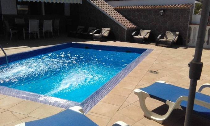 Guevejar House | 300 m² House ∙ 3 bedrooms ∙ 12 guests