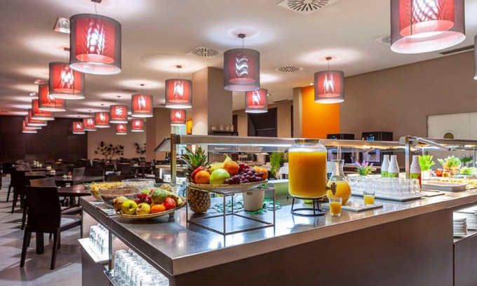 Carretera de la Sierra Hotel | 35 m² Hotel ∙ 127 guests