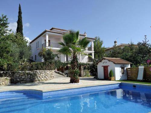 Barrio de la Vega Villa | 360 m² Villa ∙ 5 bedrooms ∙ 15 guests