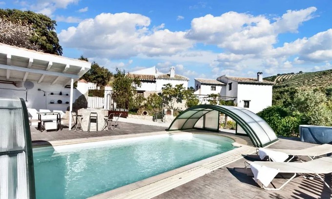 Serval Villa | 380 m² Villa ∙ 9 bedrooms ∙ 21 guests