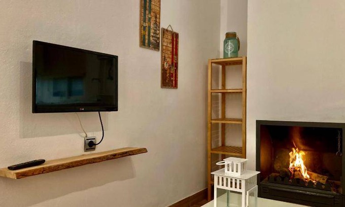 Pinos Genil Apartment | 40 m² Apartment ∙ 1 bedroom ∙ 2 guests
