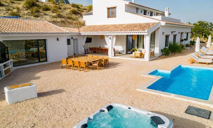 Galera Villa | 550 m² Villa ∙ 10 bedrooms ∙ 20 guests