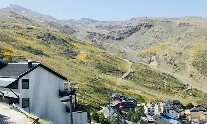 Pradollano Apartment | 60 m² Apartment ∙ 2 bedrooms ∙ 4 guests