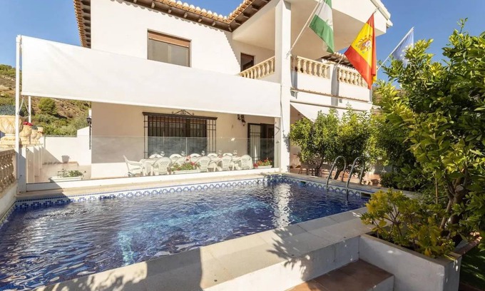 Conchar Villa | 600 m² Villa ∙ 6 bedrooms ∙ 14 guests