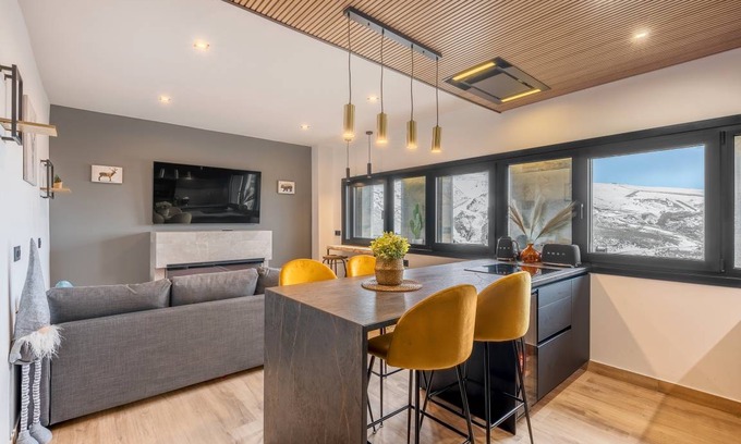 Pradollano Apartment | 70 m² Apartment ∙ 2 bedrooms ∙ 5 guests