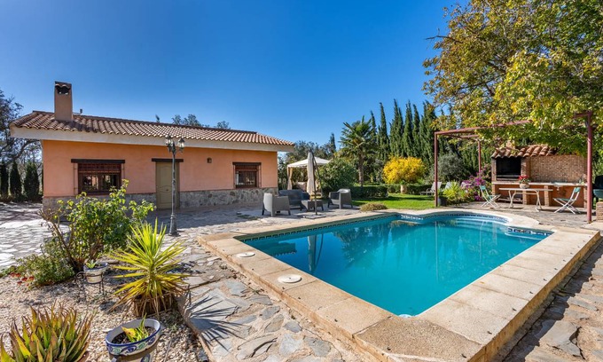 Niguelas House | 75 m² House ∙ 4 bedrooms ∙ 9 guests