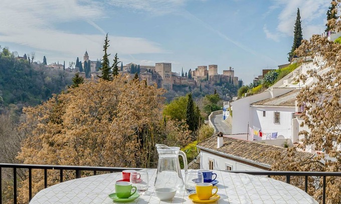 Sacromonte Other | 80 m² Accommodation ∙ 3 bedrooms ∙ 4 guests