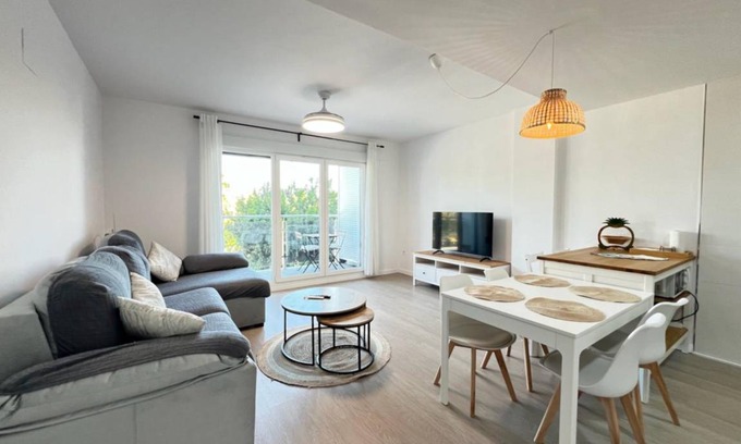 Motril Apartment | 84 m² Apartment ∙ 2 bedrooms ∙ 4 guests