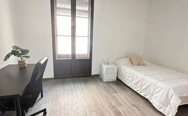 Central District Resort | 85 m² Private room ∙ 1 bedroom ∙ 1 guest