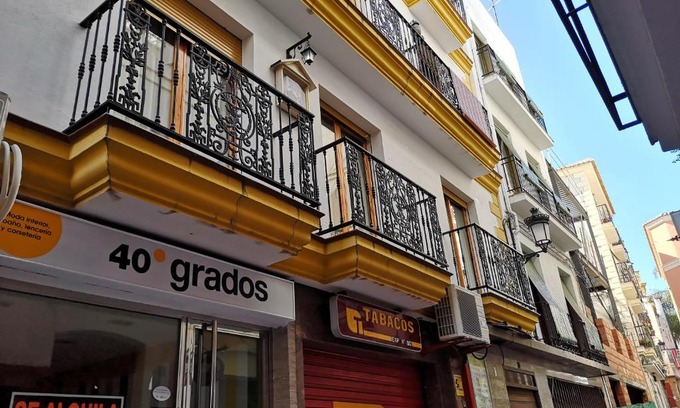 Almunecar Apartment | Apartamento en calle Real