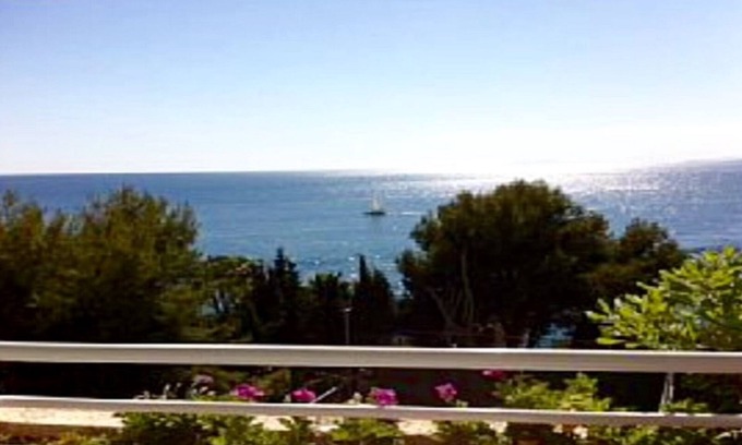 Almunecar Apartment | BEAUTIFUL APARTMENT IN IDILIC PLACE 3 MINUTES FROM THE BEACH (VFT/GR/00797)