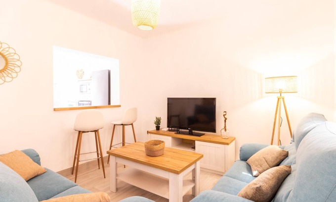 Niguelas Cottage | Fantastic house with pool and wifi