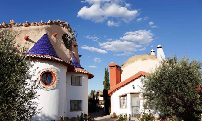 Benalua de Guadix Apartment | Holiday apartment with terrace