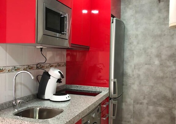 Albaicin Apartment | Homerez last minute deal - Nice apartment in Granada and Wifi