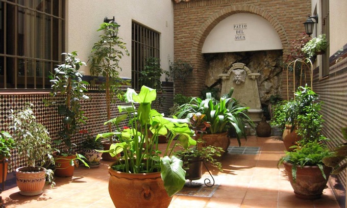 Salobrena Hostel | Hostal Palomares