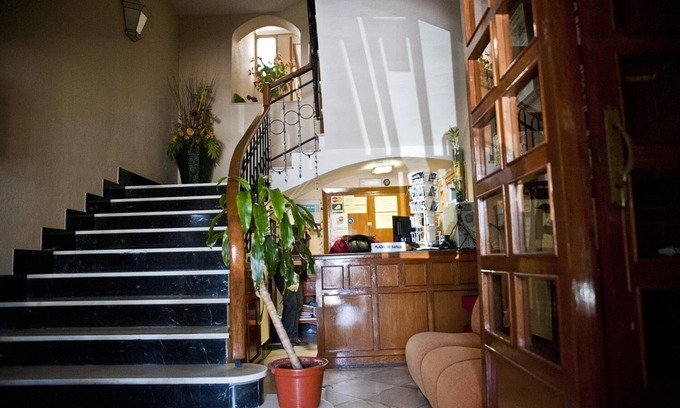 Baza Hostel | Hostal Venta del Sol