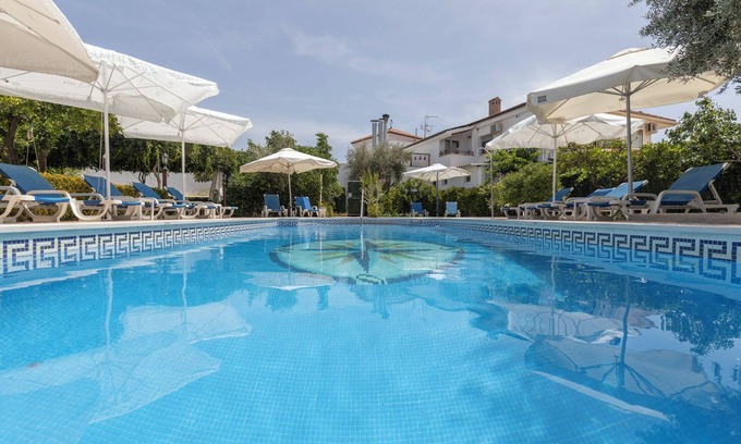 Melegis Hostel | Hostal y Apartamento Rural Los Naranjos