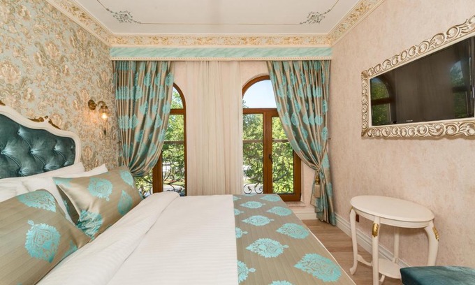 Topkapi Hotel | Hotel 1453