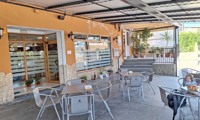 Baza Hostel | Hotel Restaurante Casa Grande