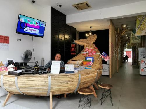 City Centre Hostel | Leo Backpackers @ Central Market