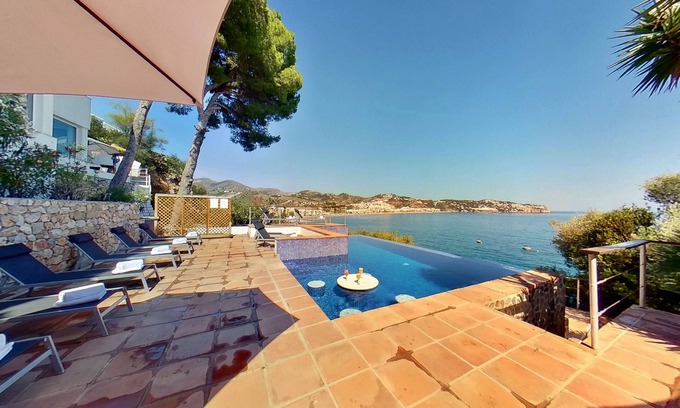 Almunecar Villa | OCEANFRONT Retreat (YOGA), BEST LOCATION AND VIEWS, garden, 2 pools