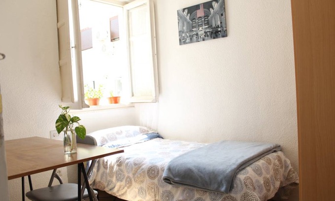 Figares Resort | Private room ∙ 1 bedroom ∙ 1 guest