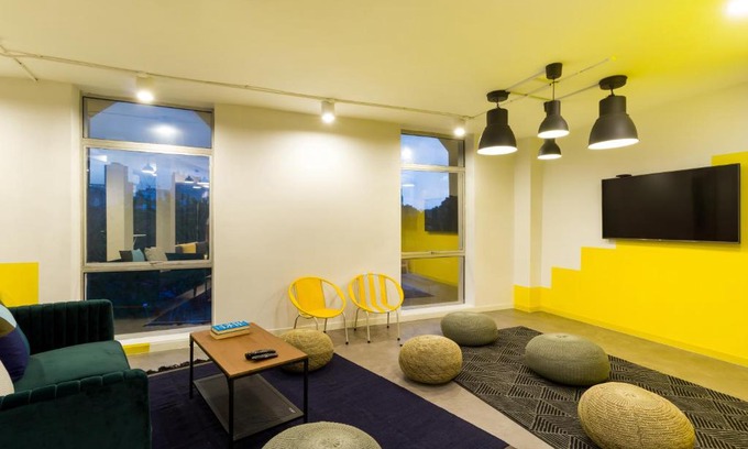 Kampung Pandan Dalam Hostel | Upstairs Downstairs CoLiving Kampung Pandan