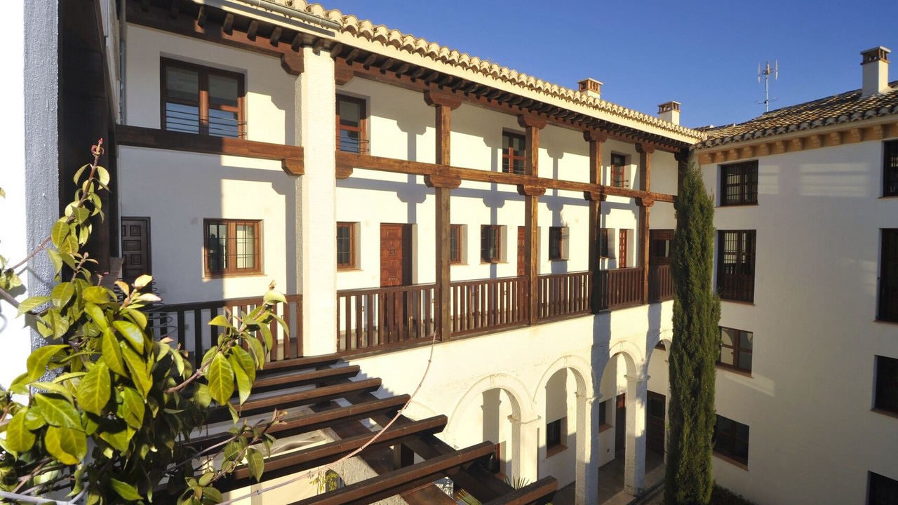 Photo of Buildings in Albaicin