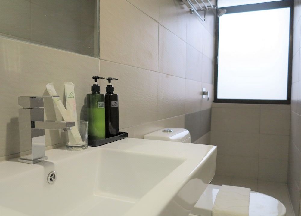 Photo of Bathroom in Pekeliling