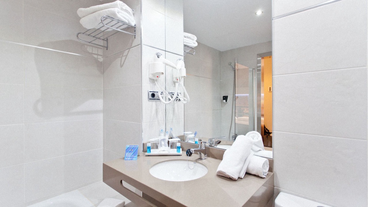 Photo of Bathroom in Figares