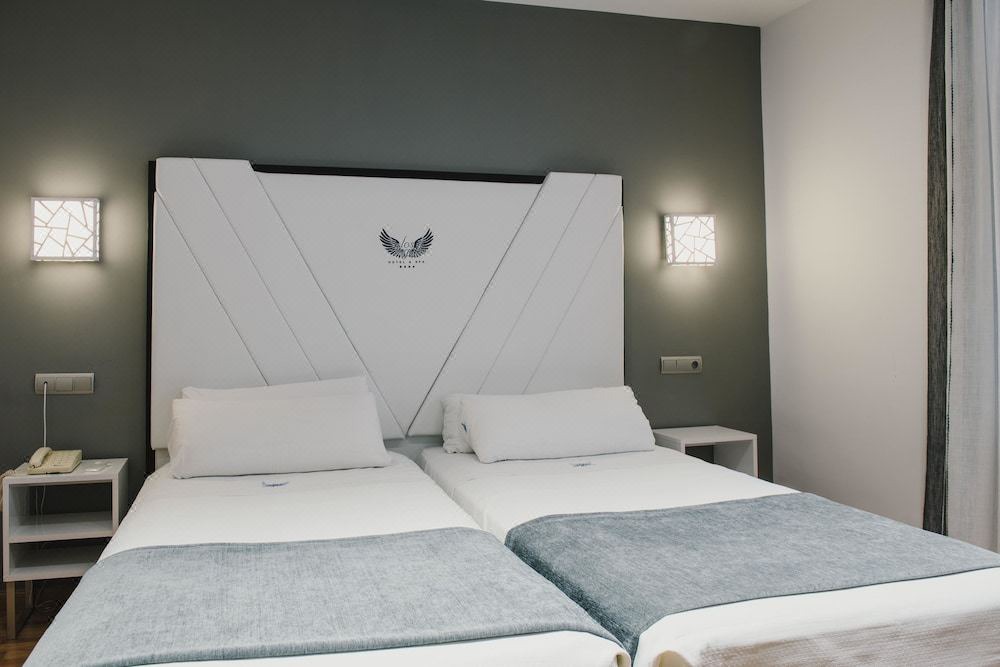 Photo of Bedroom in Genil
