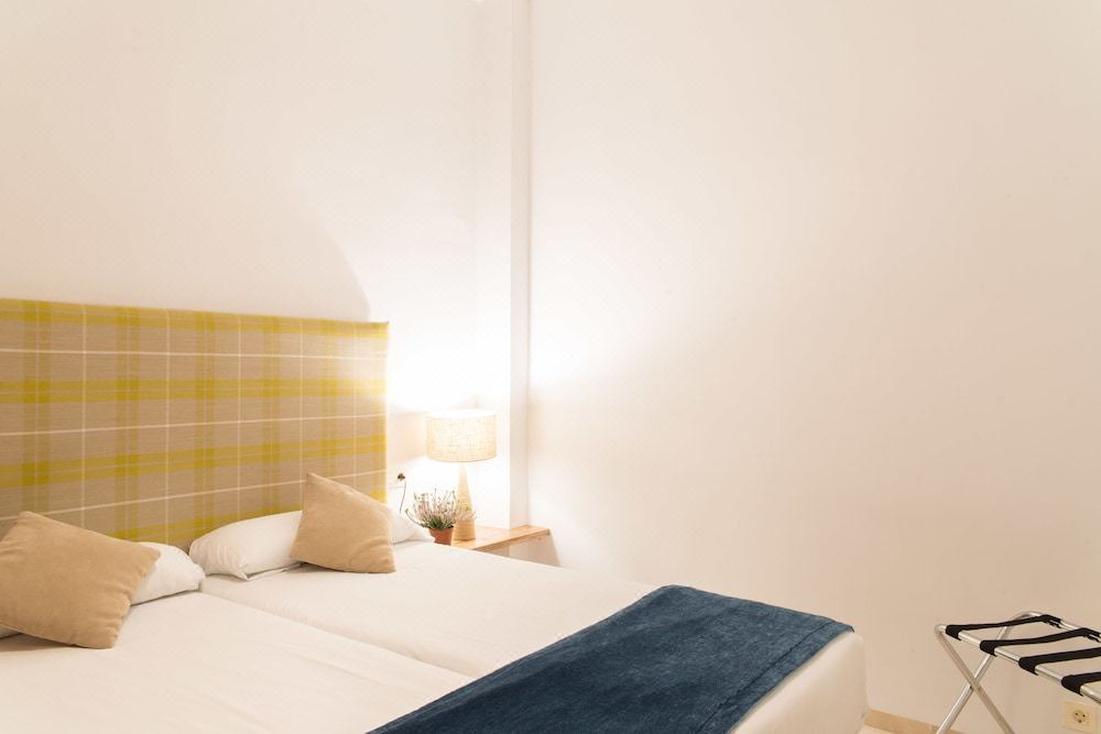 Photo of Bedroom in Central District