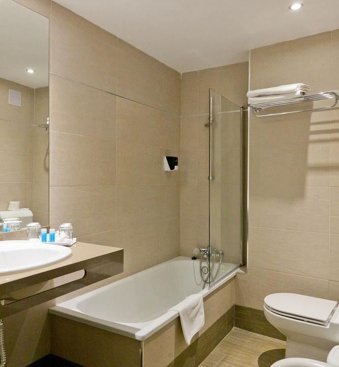 Photo of Bathroom in Figares