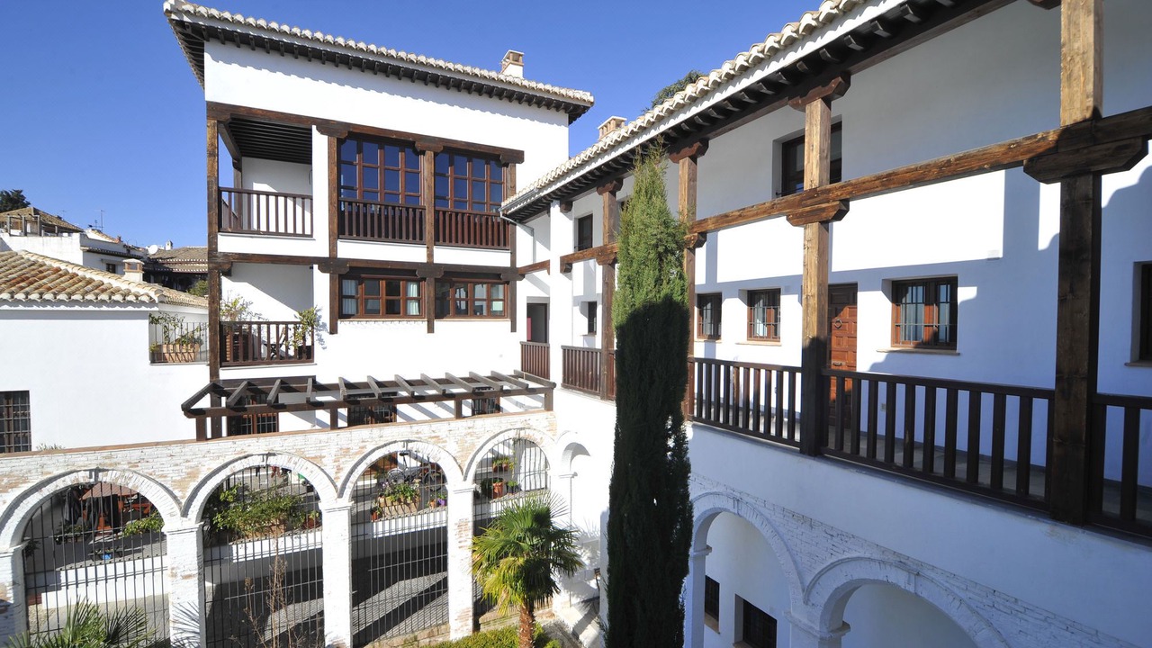 Photo of Buildings in Albaicin