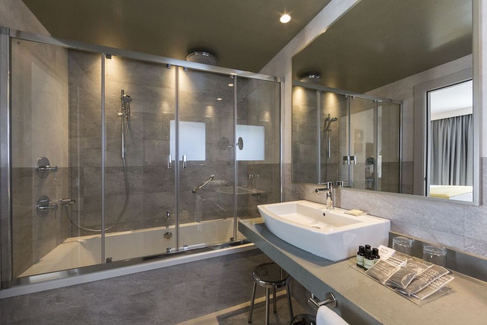 Photo of Bathroom in San Ildefonso