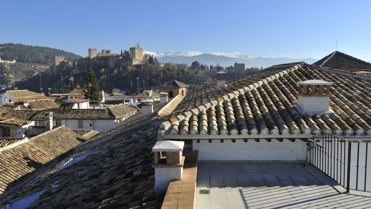 Photo of Buildings in Albaicin