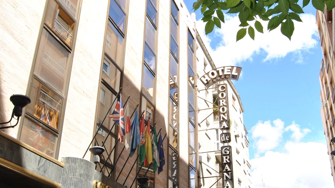 Photo of Buildings in Figares