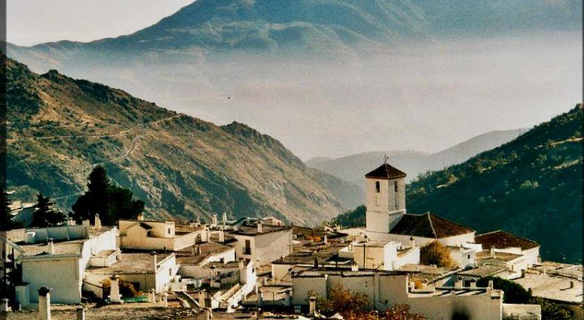 Photo of Buildings in Capileira