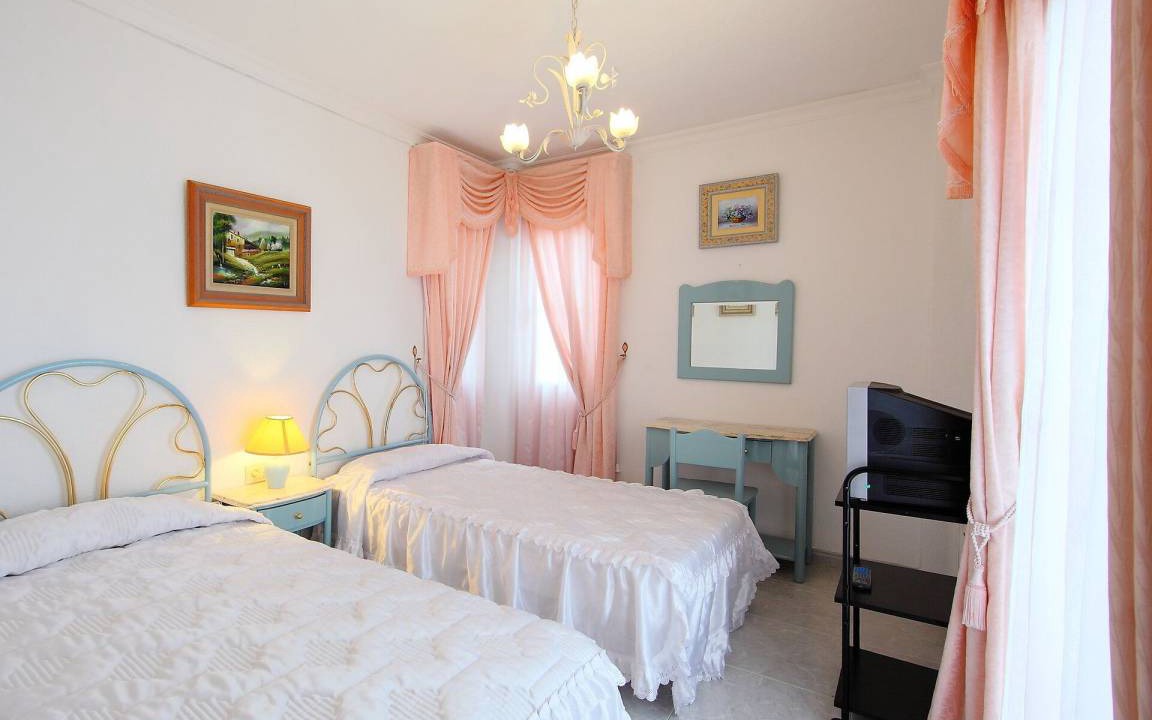 Photo of Bedroom in Velilla-Taramay