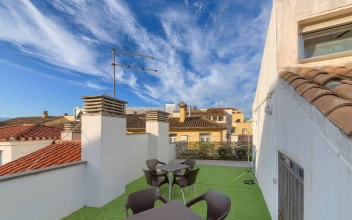 Photo of Patio Balcony in Central District