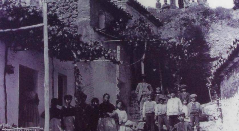 Photo of Others in Viznar