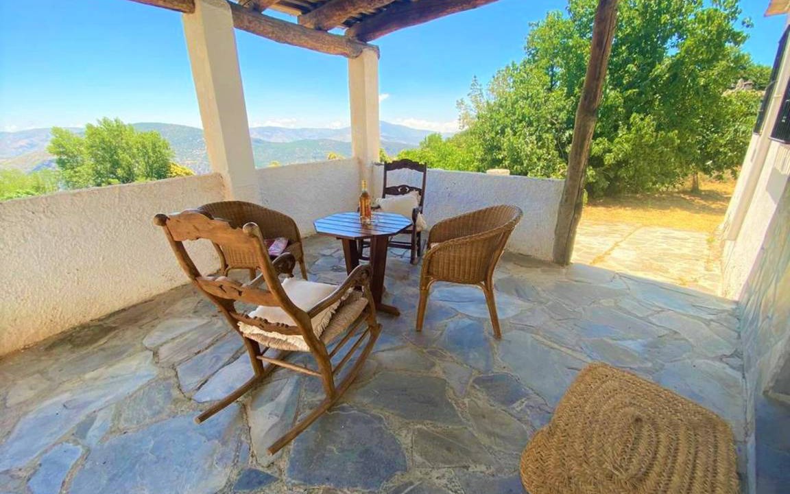 Photo of Patio Balcony in Pitres