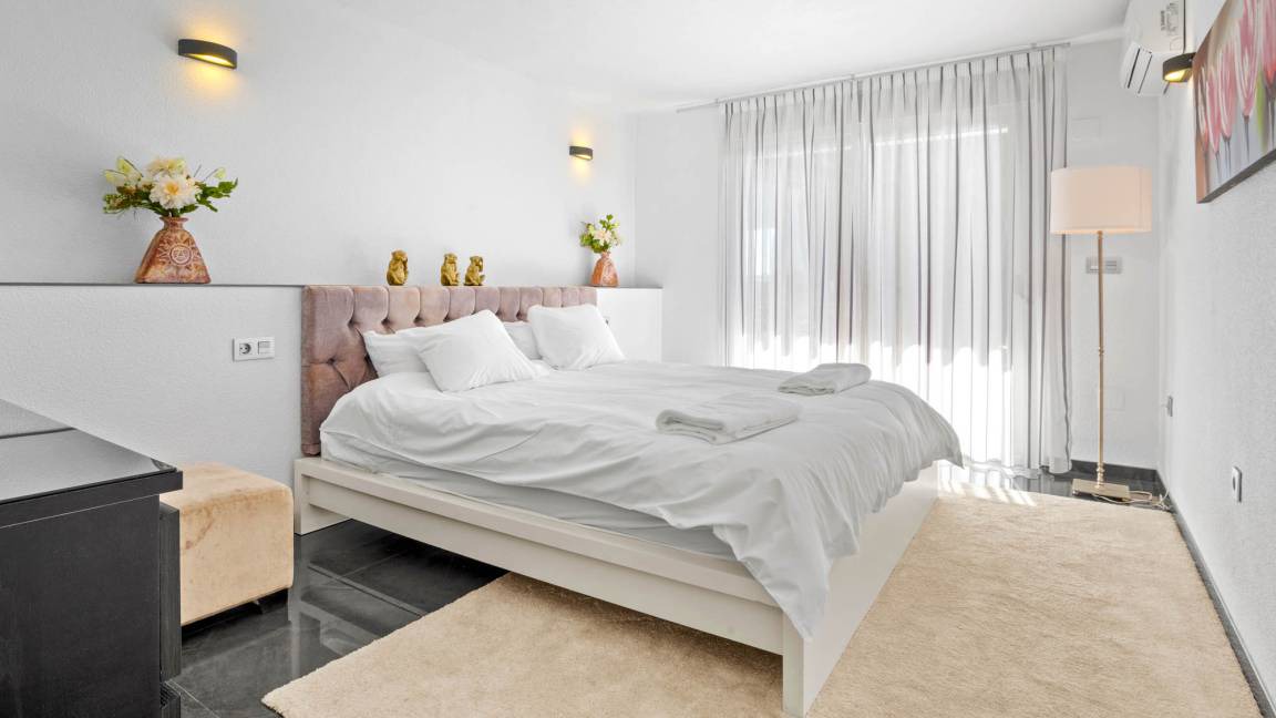Photo of Bedroom in Velilla-Taramay