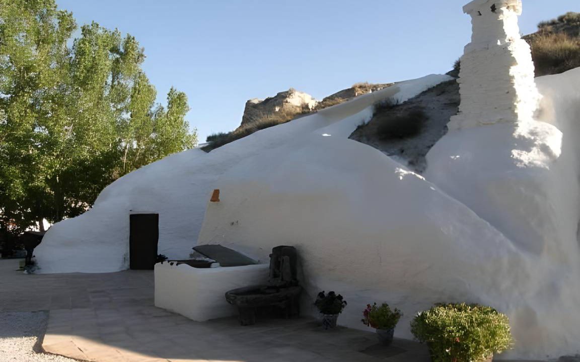 Photo of Others in Baza